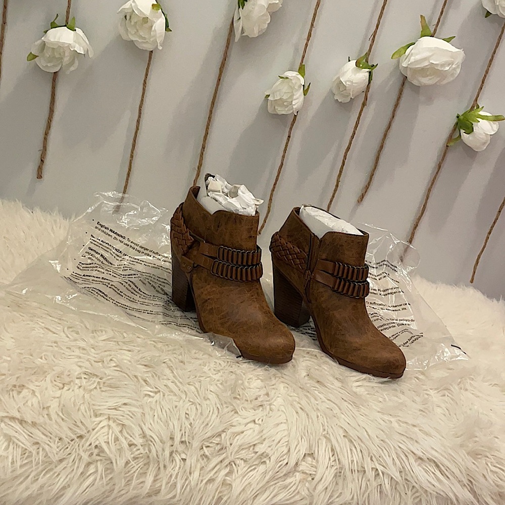 Suede ankle booties